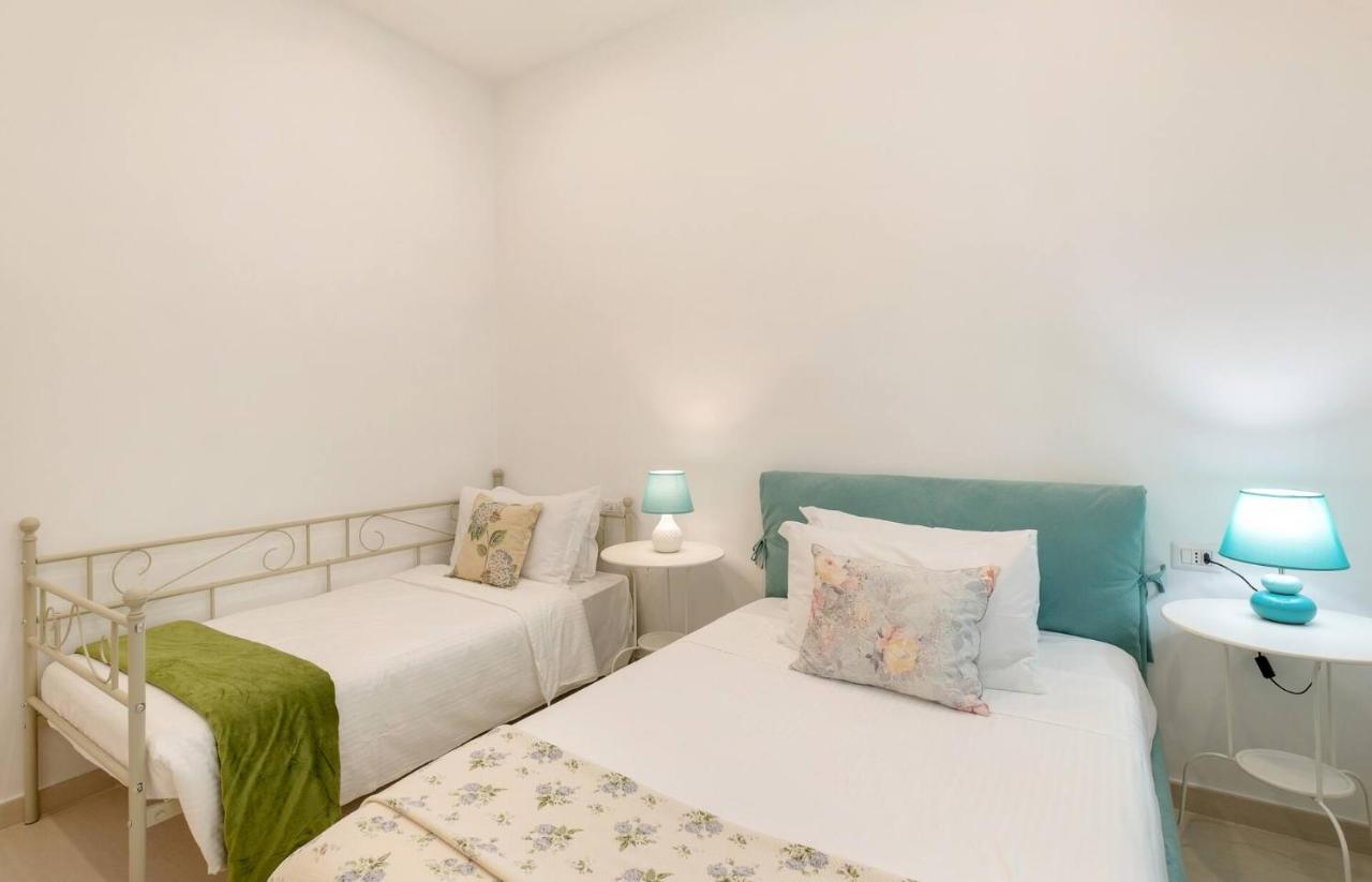 רומא Iflat Lovely And Bright 2 Bed Flat Near Termini מראה חיצוני תמונה